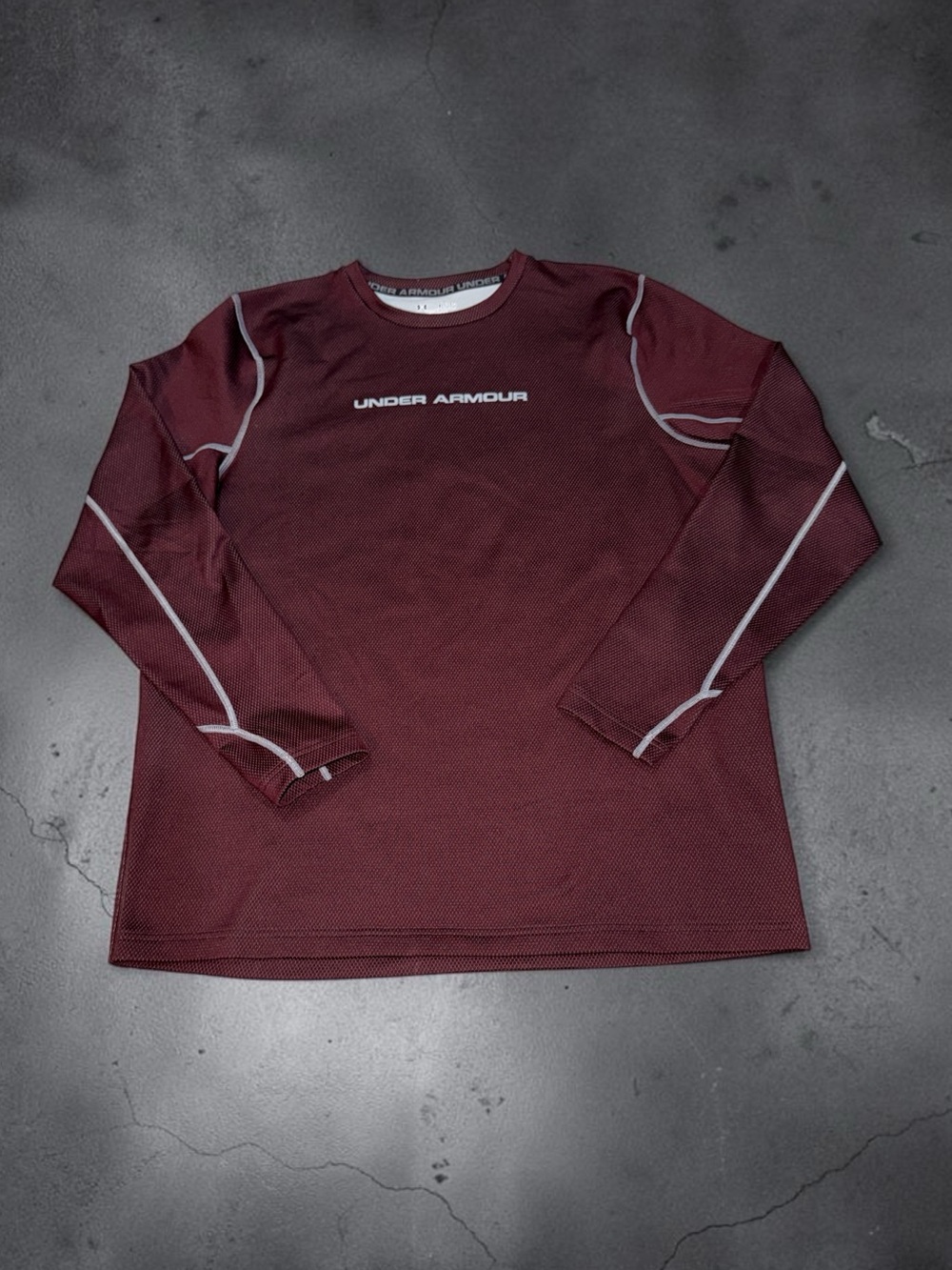 Under Armour Men's Long Sleeve Performance Top - Maroon with Gray Trim (XXL)